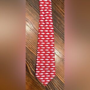 Vineyard Vines Fish Marine Life Men’s 100% Importer Silk Neck Tie Hand Made USA